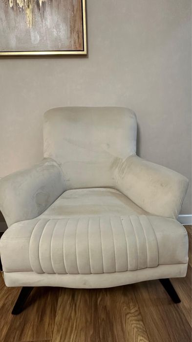 продаю срочно, состояние отличное