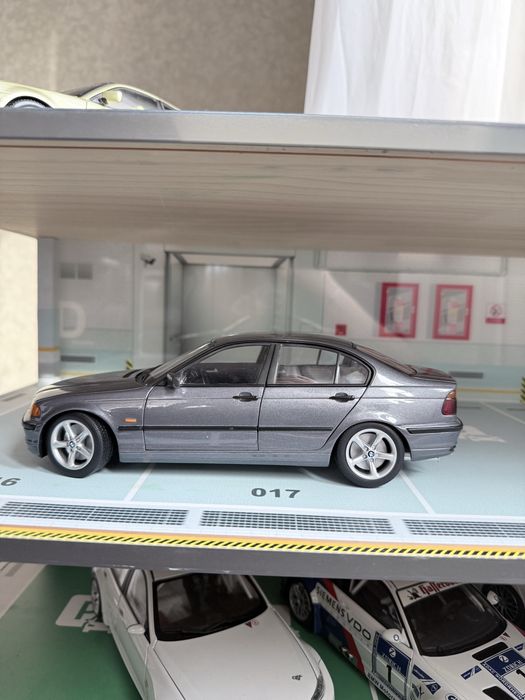 Колекционерски модел BMW 3 series E46 UT models 1:18