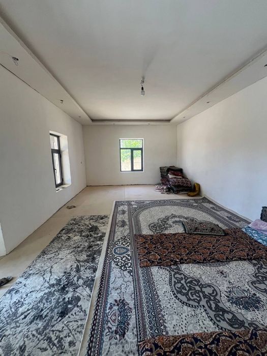 Eski shaharda 4 xonali hovli sotiladi