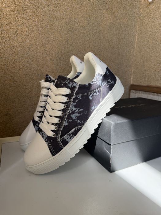Numeris Lunar 44