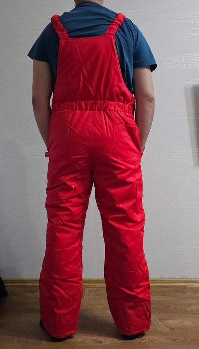 Полукомбез зима 56 и брюки 54.