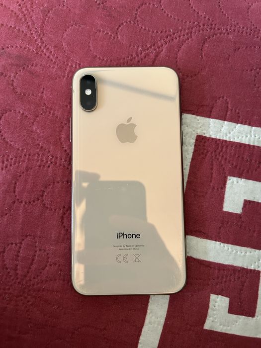 Iphone xs gold de 64gb