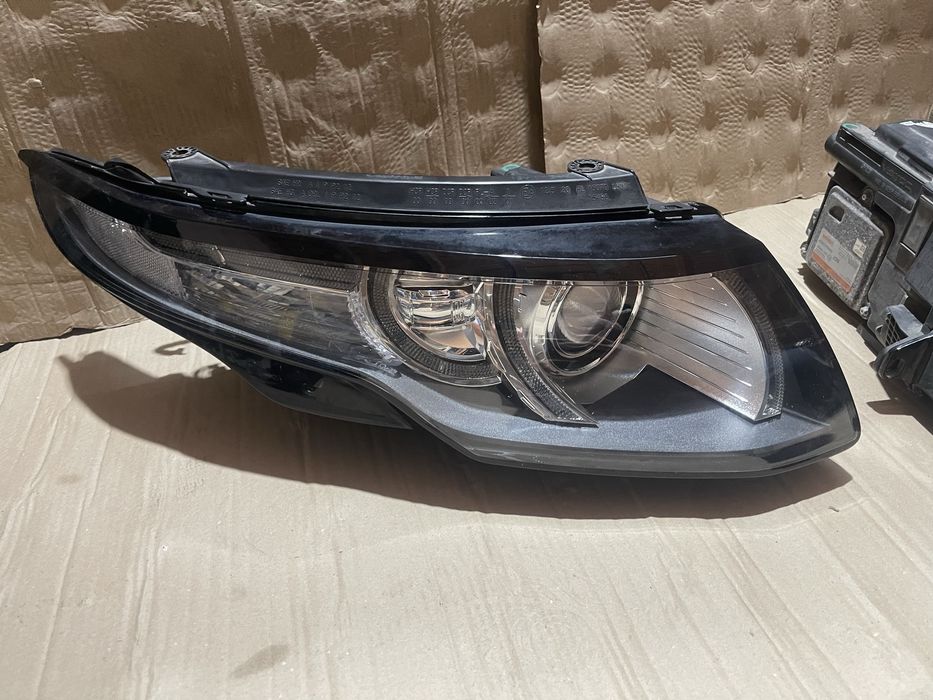 Faruri Far stanga dreapta LED Range Rover Evoque 2.2 d 2010-2015