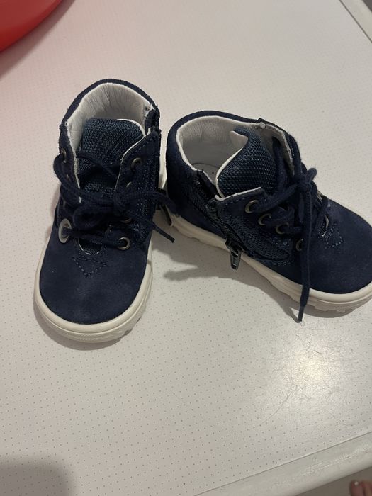 Ghetute Bartek marimea 20