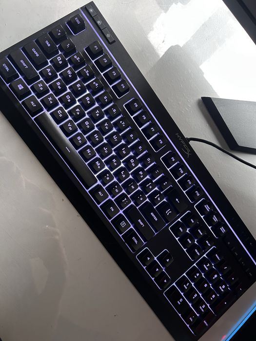 Клавиатура HyperX