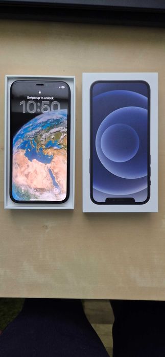 iPhone 12 64GB черен - 93% батерия, неразличим от нов