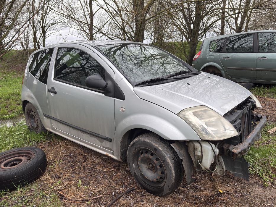 Citroen C2  1.4i на части