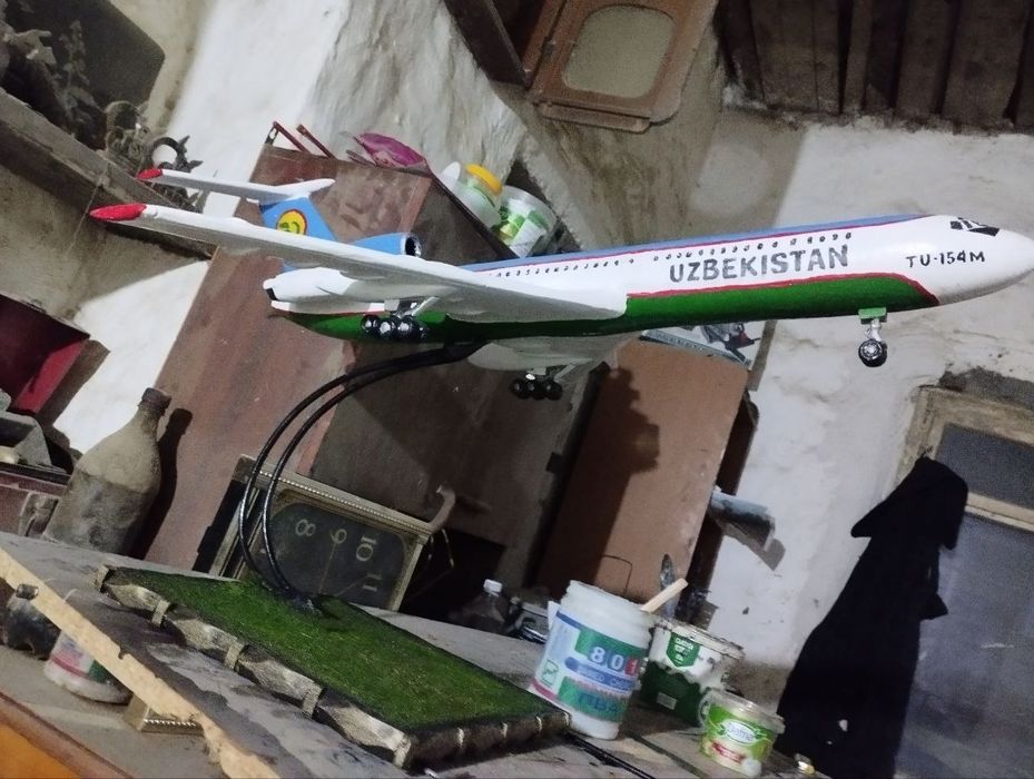 макет самолёта ту 154м