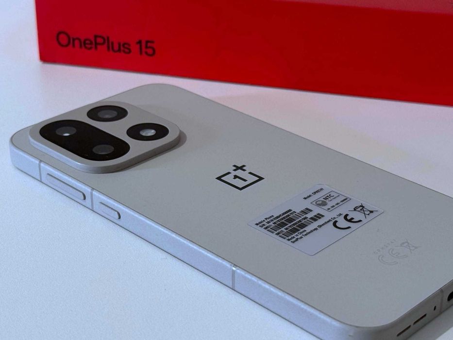 Бартер! 19м.Гаранция! OnePlus 15 512/16GB Sand Storm (Бял) 100% Батерия! Глобален.
