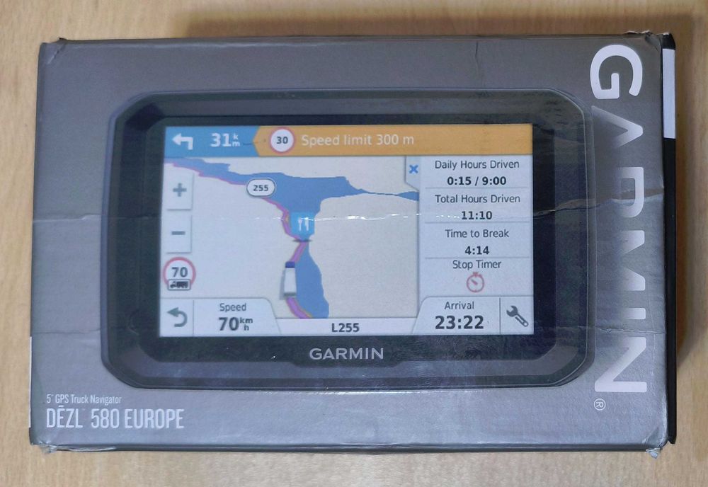 Специализирана навигация Garmin Dezl 580 за камион и автобус.