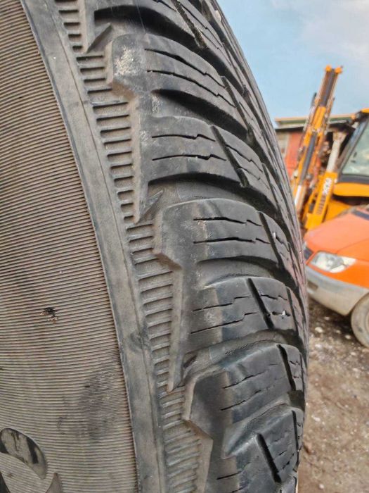 Зимни гуми 225/65/17 SUV