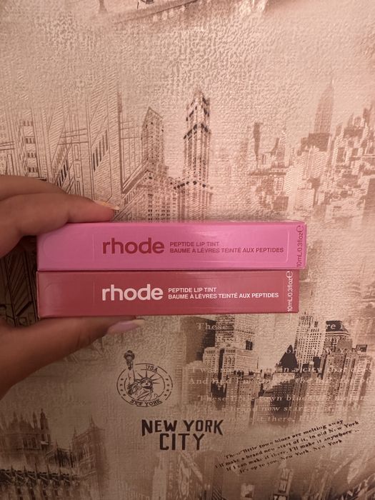 2 Glossuri Rhode
