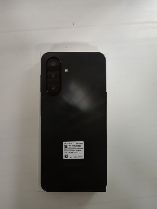 Срочно Продаётся новый Samsung Galaxy A17.  Не пользовались.