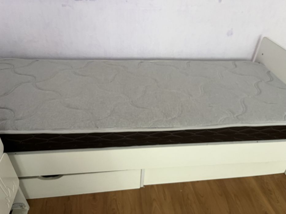 Продам детский матрас 60*170