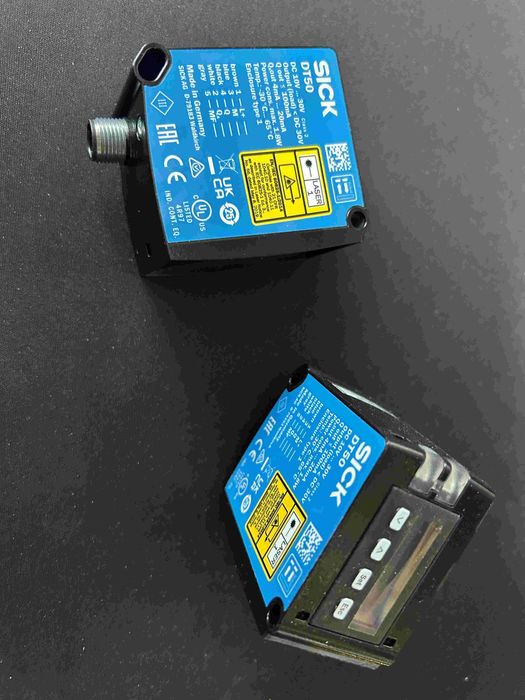 Senzor de măsurare a distanței cu laser SICK DT50-P1123