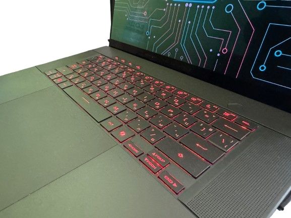 Asus Zephyrus G16 2024, 16GB RAM, Nvidia 4060, AMD Ryzen AI 9 HX 370