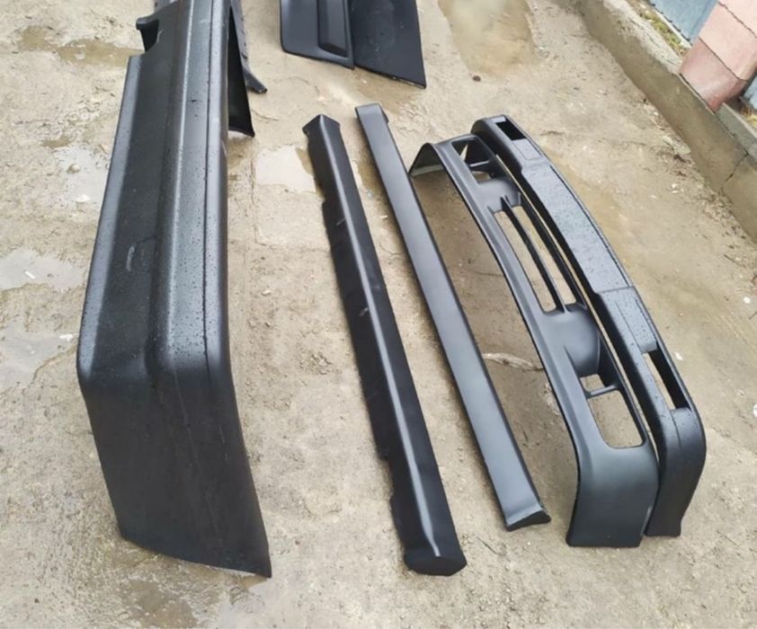 Бампер перпдний  на бмв е30 бампер звдний