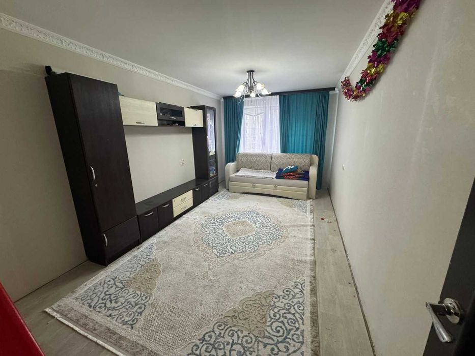 Продам 3-х комнатную квартиру на 70 квартале