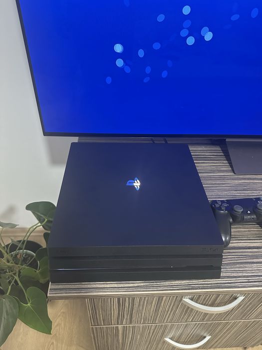 Playstation 4 PRO Modat (ps4) 1TB impecabilă