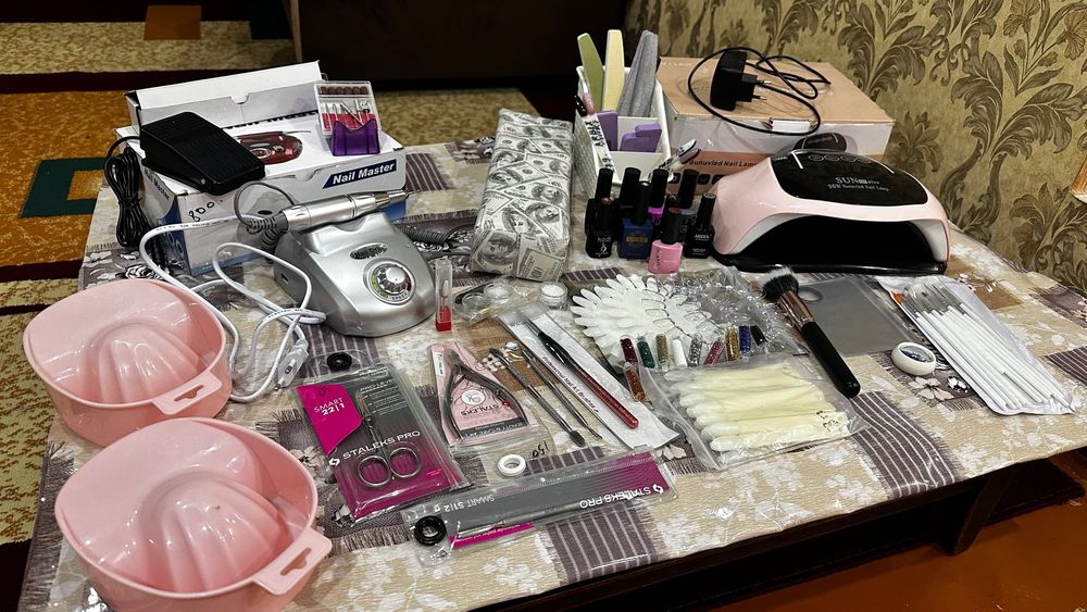 СРОЧНО Монекюрный набор сатылады