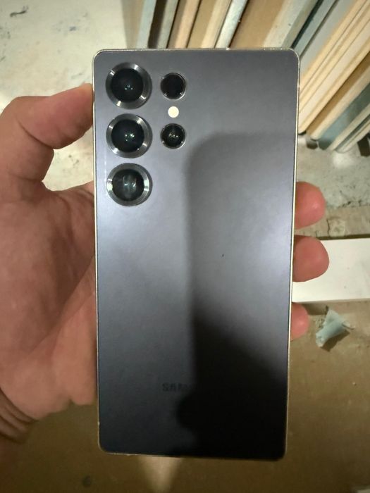 Samsung S 25 ULTRA