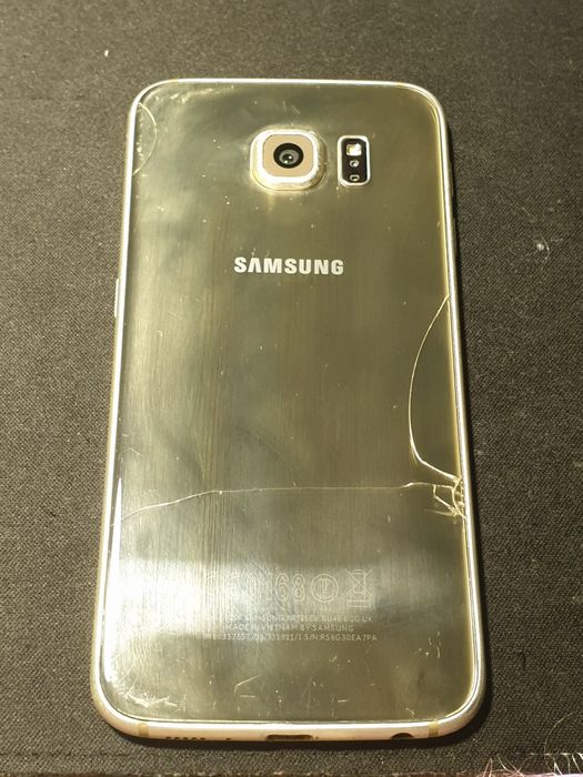 Продам или обменяю самсунг с6