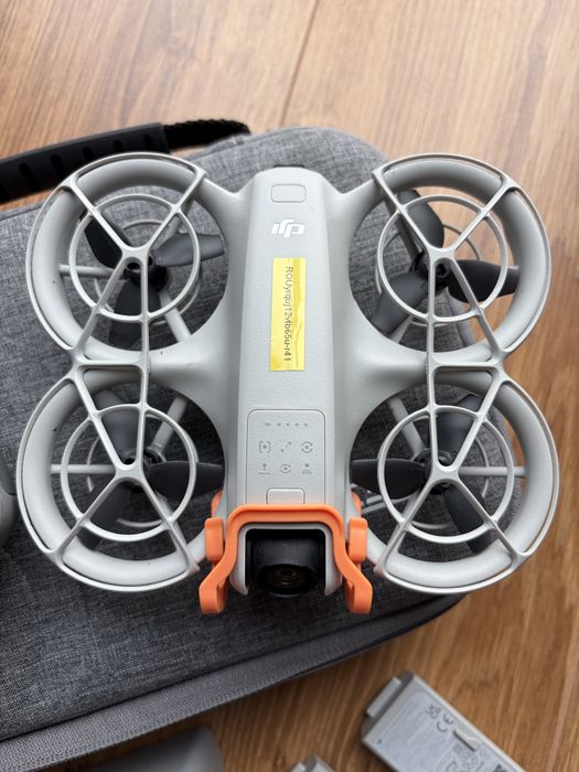 Drona DJI NEO Fly more full box