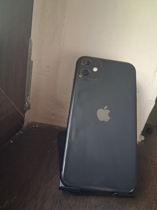 Iphone 11 sotiladi