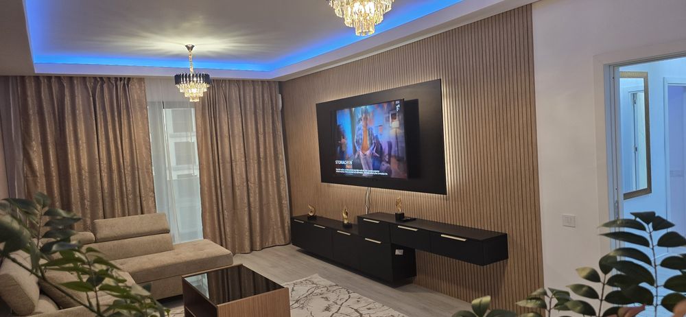 Proprietar inchiriez ap.2.cam.Exigent Plaza faza 5 cu parcare  inclusă