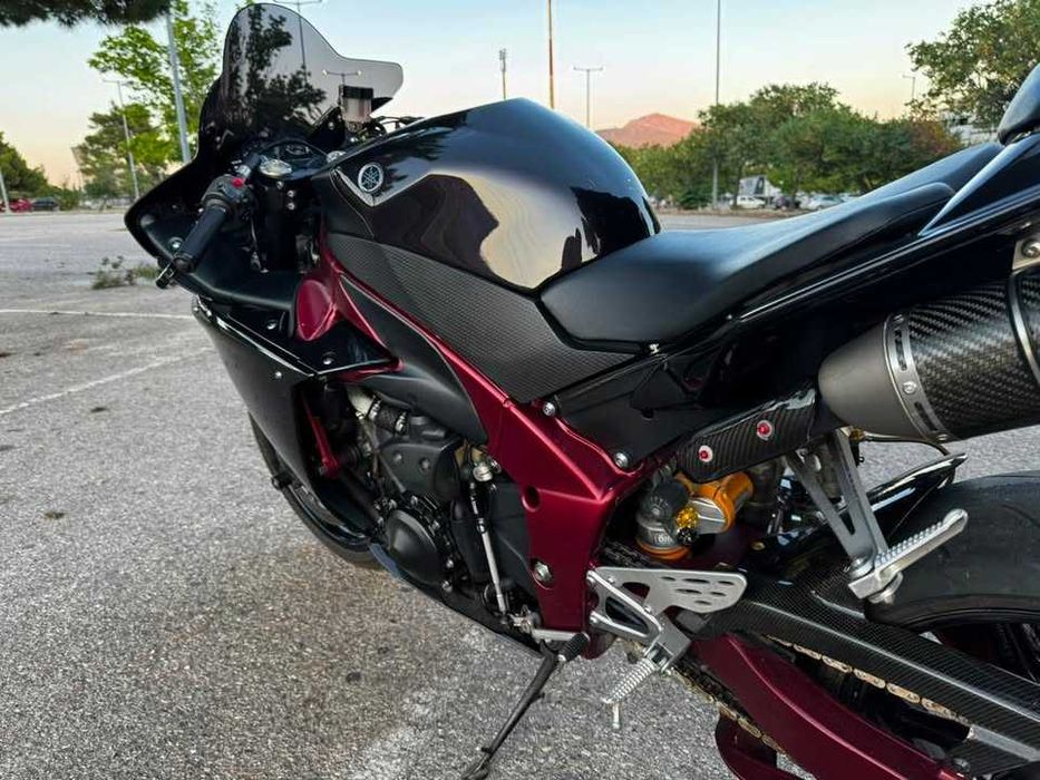 Yamaha R1 Big Bang Crossplane