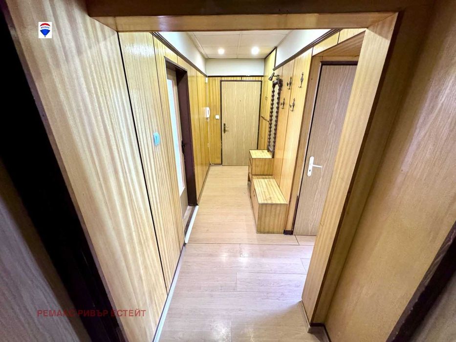 Тристаен апартамент за продажба кв. Дружба 3