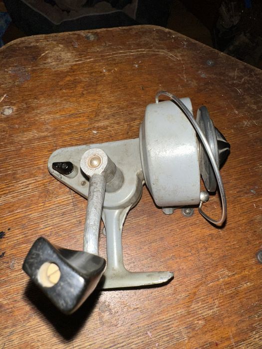 Продам Спиннинговые катушки серии Дельфин пр СССР