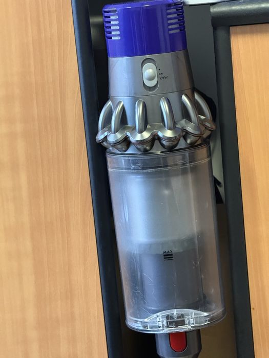 Dyson v 10 ciclone