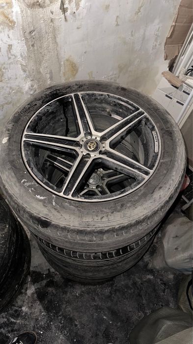 Диск R18 с летней покрышкой 50%