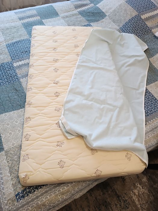 Кроватка детская