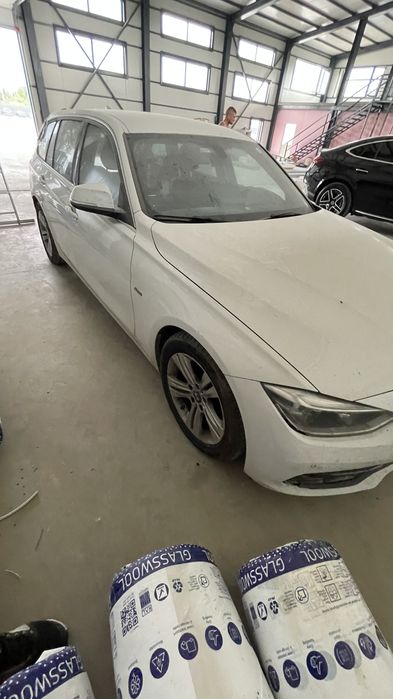 Dezmembrez bmw Seria 3 2015 F30 f31