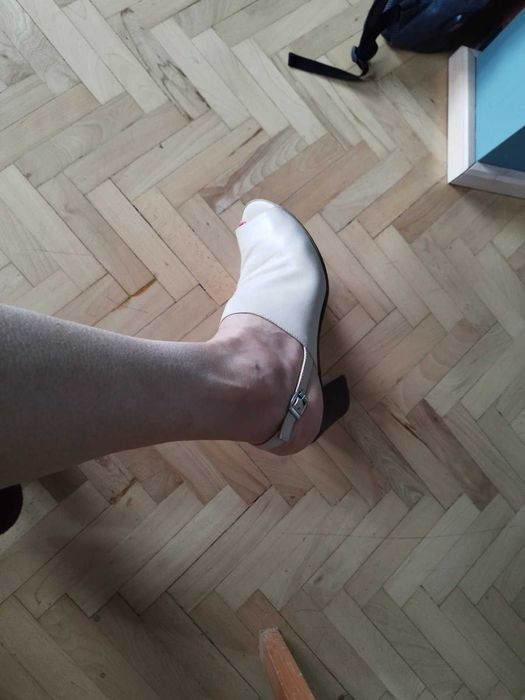 елегантни сандали  С УДОБЕН ШИРОК ТОК