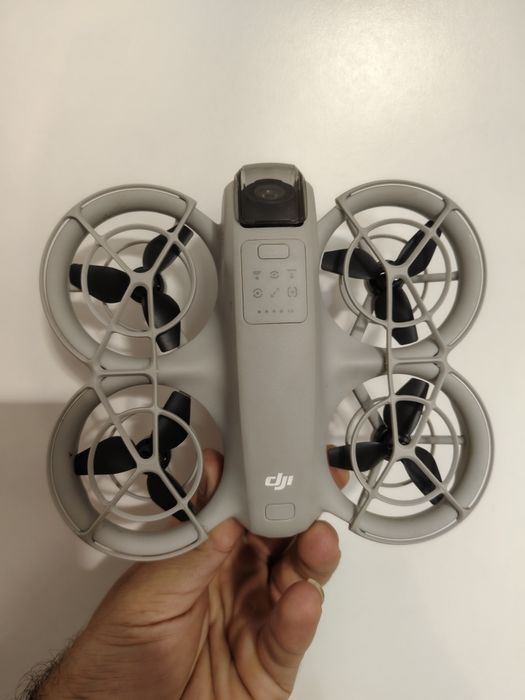 Дрон DJI NEO с батерия