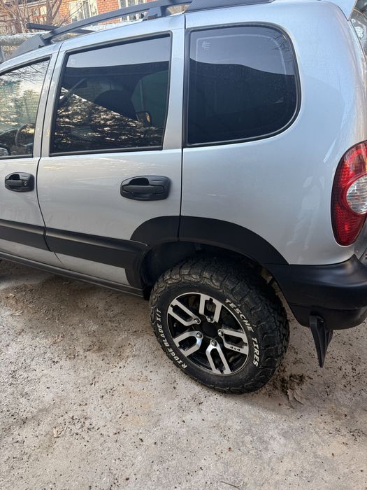 Нива chevrolet. В отличном состоянии