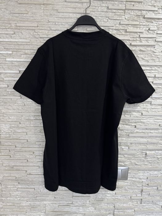 Tricou Burberry.