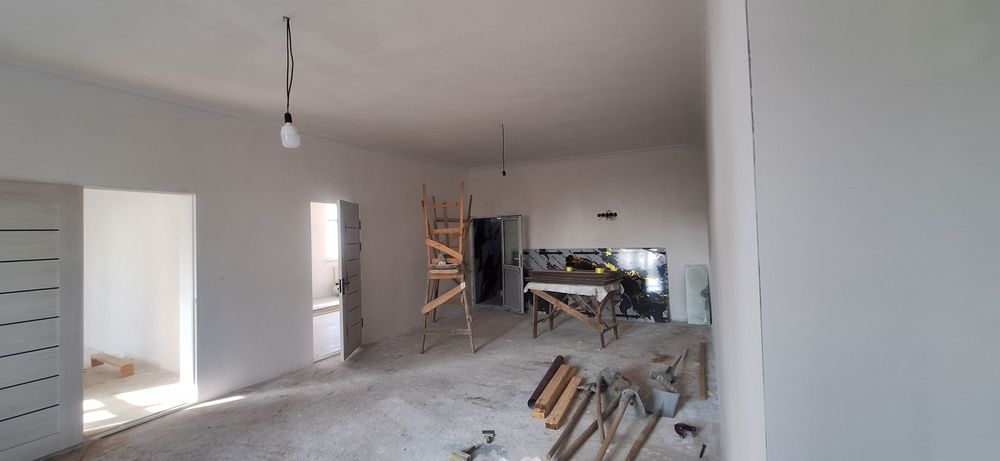 uy sotiladi iyik ota birlik maxalasi 3xona