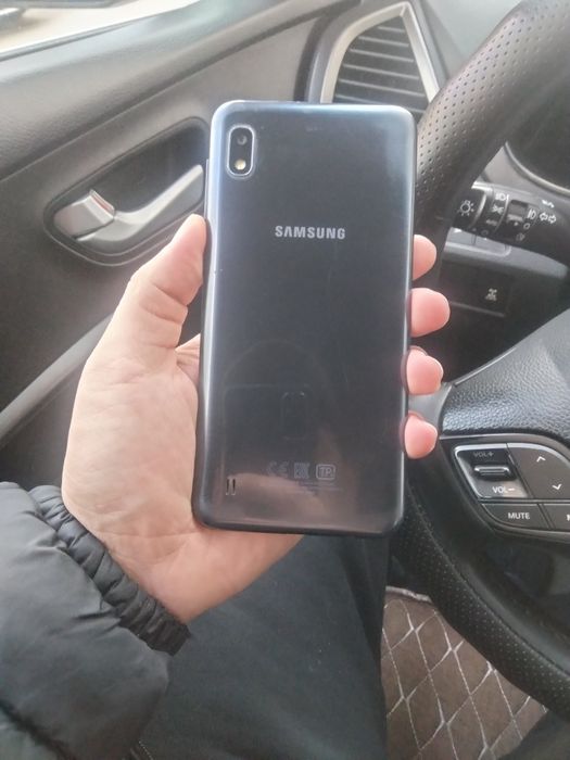 Самсунг а10 32гб