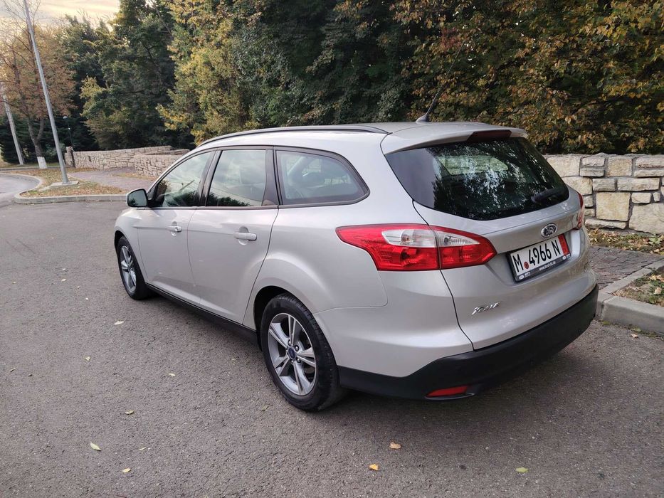 FORD Focus 2013 — imagine 4