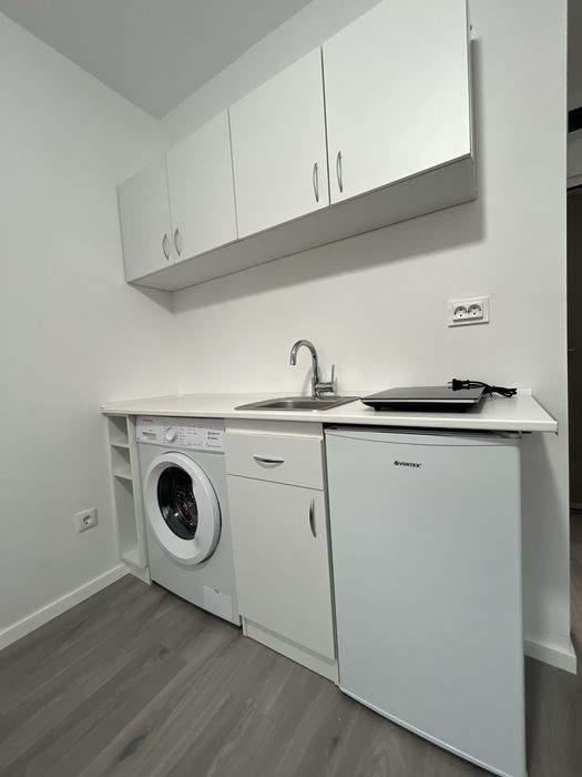 Vand garsoniera renovata in Manastur