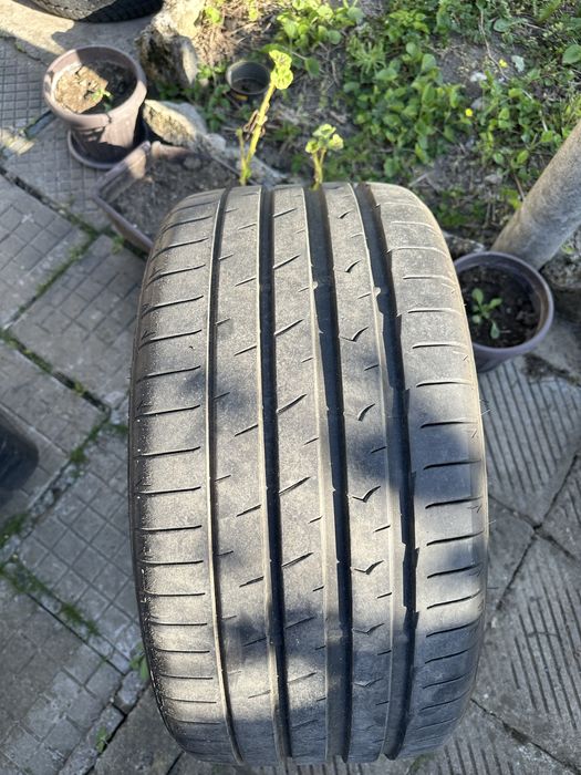 Гуми 19-ки 225/40 и 255/40