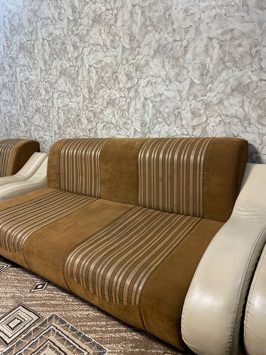 Диван раздвежной