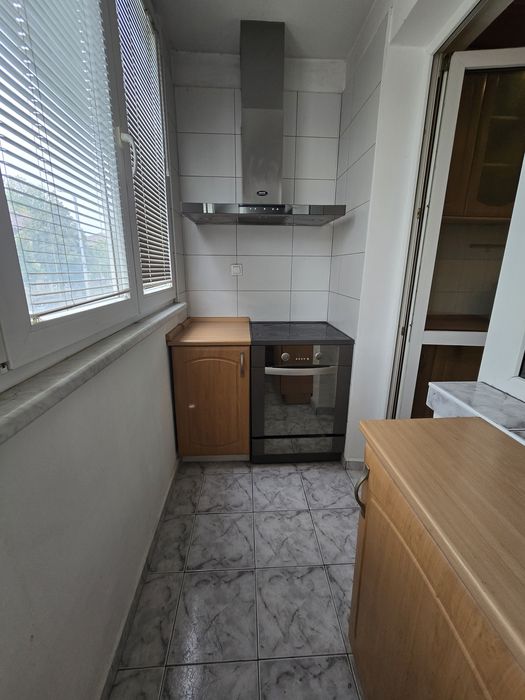 Продава 3-стаен кв. Изток, гр. Перник