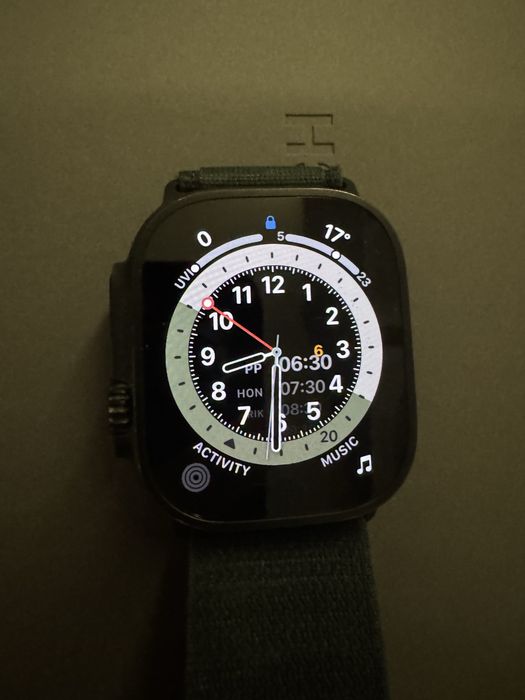 Apple Watch Ultra 2, 49mm, Black Titanium в гаранция