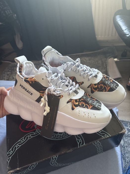 versace chain reaction