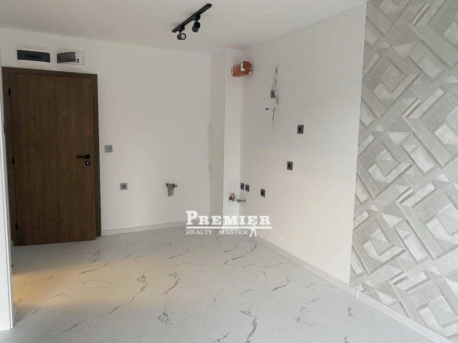 Продава се Двустаен апартамент в к.к. Слънчев бряг - 48 кв.м за 1111 €/кв.м - Снимка #2